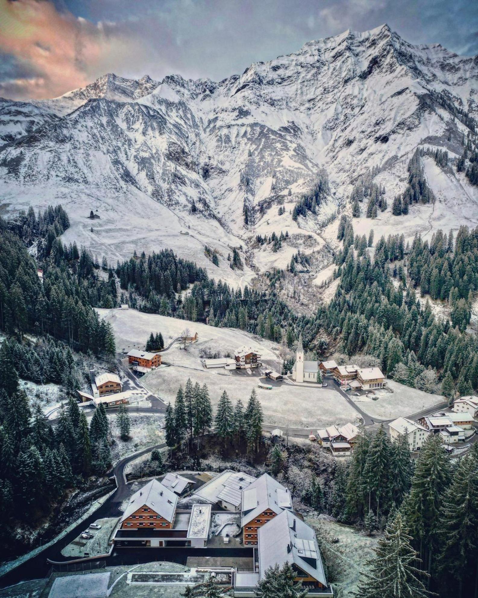 Berghaus Schroecken - Hotel Apartments Spa Bagian luar foto